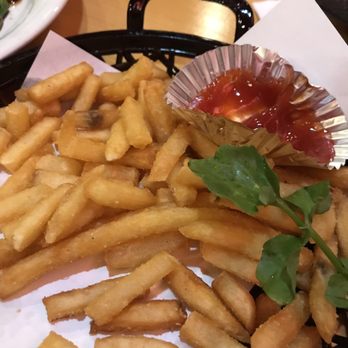 Carp Dori - French fries - golden and crispy - Izakaya Near Me - Honolulu, Hawaii