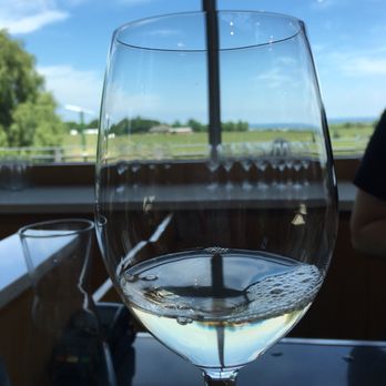 Fielding Estate Winery - Wineries Near Me - Beamsville, Ontario Fielding Estate Winery - Wineries Near Me - Beamsville, Ontario