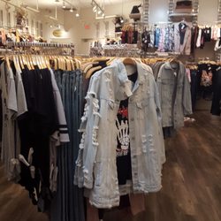 Q Fashion