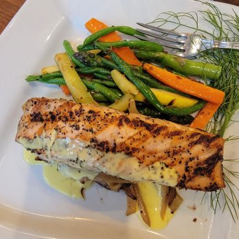 La Bohème - Salmon dish with veggies (I substituted mashed potatoes for veggies) - Pizza Near Me - Hoboken, New Jersey