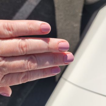 Beauti Nails - My 9 yr old niece does better paint - Nail Salons Near Me - Bakersfield, California
