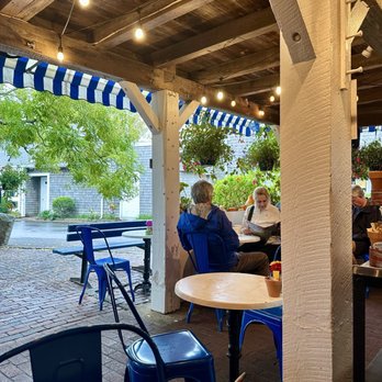 Among The Flowers Cafe - Dining area - Breakfast & Brunch Near Me - Edgartown, Massachusetts