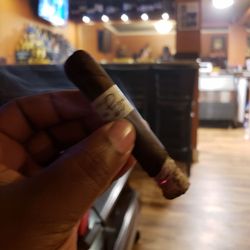 Habana Club - Towne Center Tobacco & Wine - A nice Liga and a game