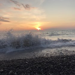 MacKenzie Tent and Trailer Park - Beautiful sunset at Kintail Beach on Lake Huron.