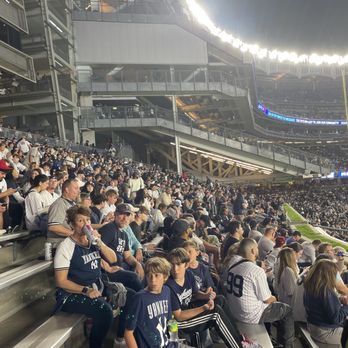 Yankee Stadium - Stadiums & Arenas Near Me - Bronx, New York Yankee Stadium - Stadiums & Arenas Near Me - Bronx, New York