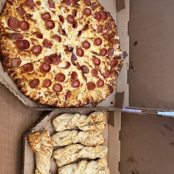 Round Table Pizza - Large pepperoni on white sauce w/ 6 twists - Pizza Near Me - Fair Oaks, California