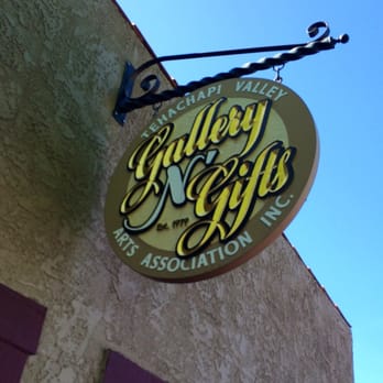 Gallery N Gifts - Store Sign - Gift Shops Near Me - Tehachapi, California