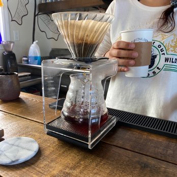 Konalani Coffee Bar - Peaberry pour over being made - Coffee & Tea Near Me - Holualoa, Hawaii Konalani Coffee Bar - Peaberry pour over being made - Coffee & Tea Near Me - Holualoa, Hawaii