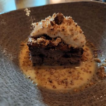 Drift - Wild Blueberry Buckle Cake - Canadian (New) Near Me - Halifax, Nova Scotia