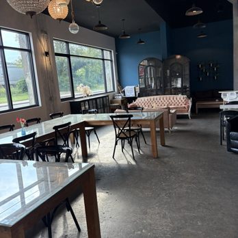 Brevede Coffee - Inside - Coffee & Tea Near Me - Lexington, Kentucky Brevede Coffee - Inside - Coffee & Tea Near Me - Lexington, Kentucky