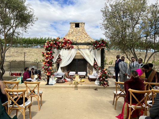 Leal Vineyards and Winery by null