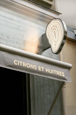 Citrons et Huîtres by null