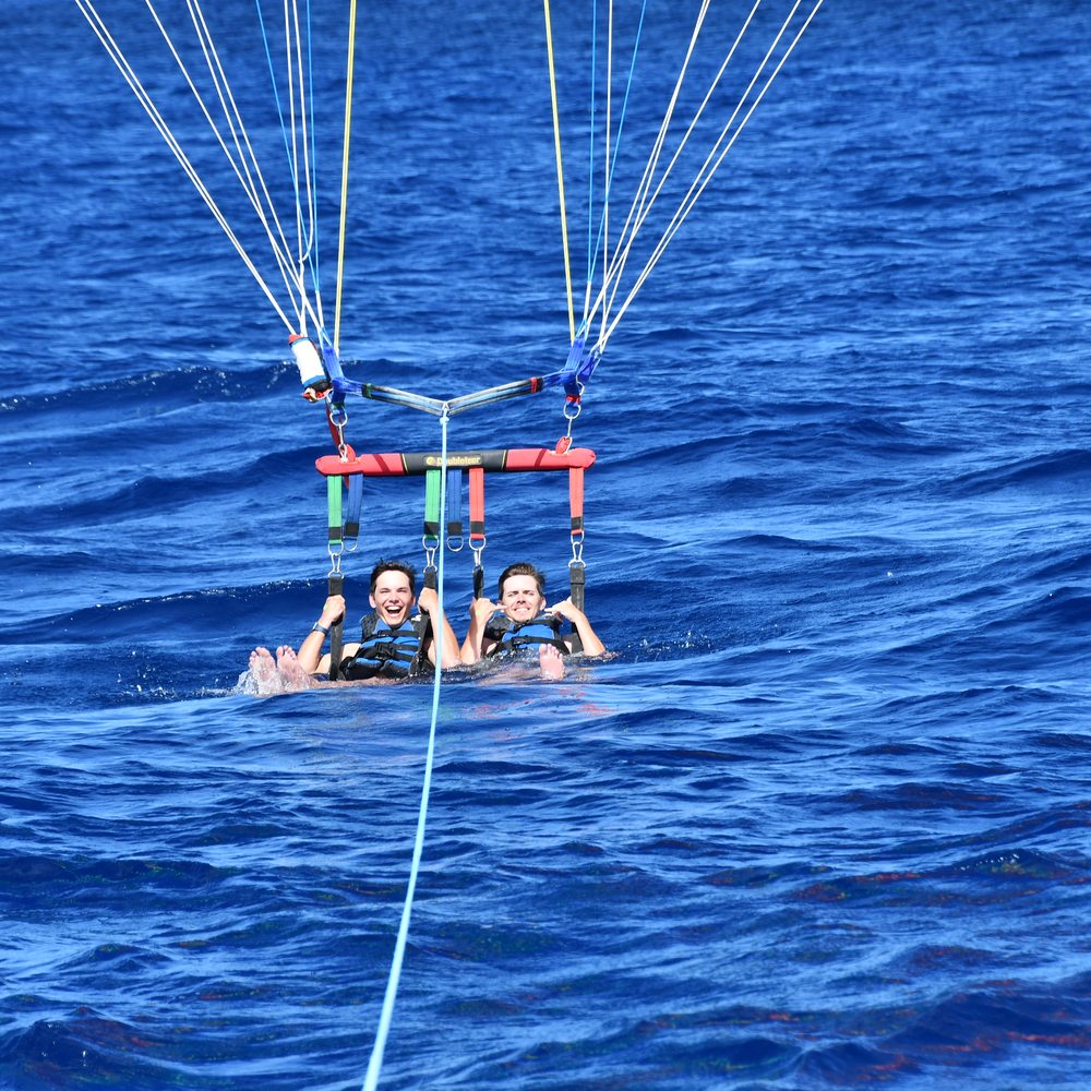 Hawaiian Parasail - Parasailing Near Me - Honolulu, Hawaii Hawaiian Parasail - Parasailing Near Me - Honolulu, Hawaii
