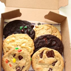Insomnia Cookies