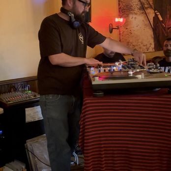 Dj Fossil - DJs Near Me Dj Fossil - DJs Near Me