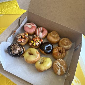 Pop Scoops & Dough - Donuts - Ice Cream & Frozen Yogurt Near Me - College Park, Maryland