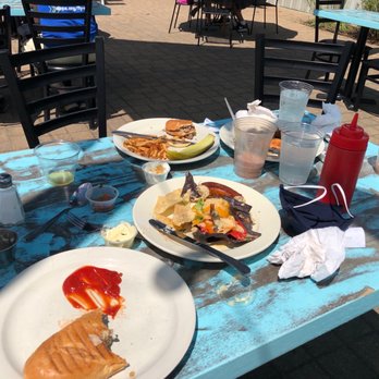 Pilots Cove Cafe - Nacho, steak sammie, good stuff - Cafes Near Me - Sanford, Maine