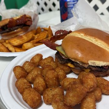 Buster's Burger Joint - Burgers Near Me - Wichita, Kansas Buster's Burger Joint - Burgers Near Me - Wichita, Kansas