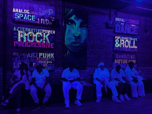 BASSLINE || 2239 - CHICAGO by null