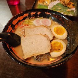 Tanpopo Ramen - Tonkotsu ramen