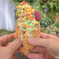 Somisomi - MATCHA/THAI TEA SWIRL w/ FRUITY PEBBLES & MACAROON (YT:@BULGOGIBOMBER)