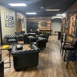 Smoke Break Cigar Lounge - Inside