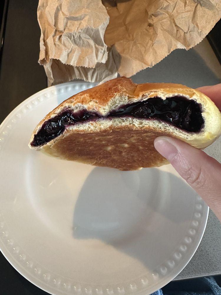 BAGEL PLUS Updated October 2024 32 Photos & 39 Reviews 634