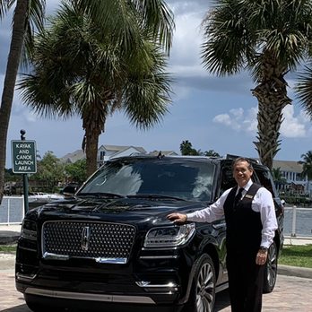 Danny Boy Limousine - Lincoln Navigator L. - Limos Near Me - West Palm Beach, Florida Danny Boy Limousine - Lincoln Navigator L. - Limos Near Me - West Palm Beach, Florida