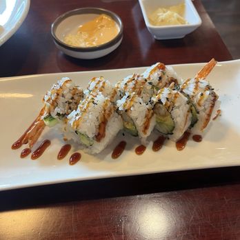 Wa Izakaya - SGV - Shrimp Tempura Roll - Sushi Bars Near Me - San Gabriel, California