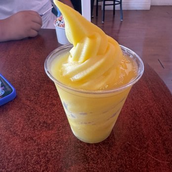 Boxcar Eats - Dole whip float - Ice Cream & Frozen Yogurt Near Me - Sacramento, California