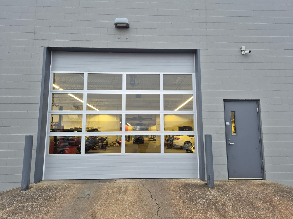 Schalco Garage Doors - Garage Door Contractor in Newburgh, IN