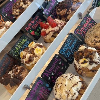 Cinnaholic - Awesome display of the flavor combo options! Good luck picking just one - Bakeries Near Me - Myrtle Beach, South Carolina