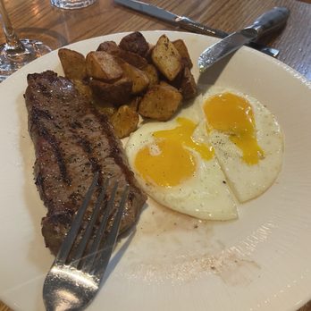 Rowdy Tiger Whiskey Bar & Kitchen - Steak & Eggs - Southern Near Me - Atlanta, Georgia