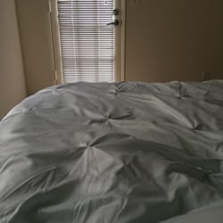 Thousand Oaks Mattress - I can't get out of Bed this Mattress was heaven sent. Complete with Tahari bedding.