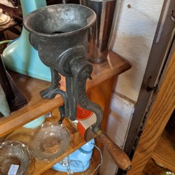 Backroads Antiques