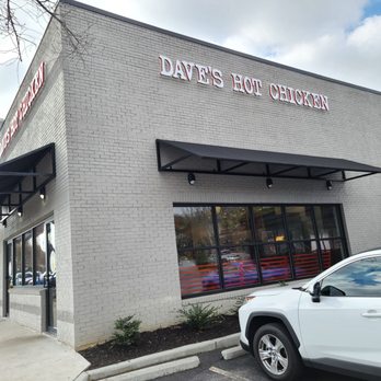 Dave's Hot Chicken - Chicken Shop Near Me - Alpharetta, Georgia