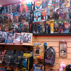 Comic Center - Figuras y HC
