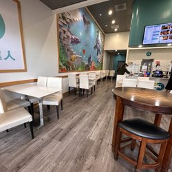 T4 West Sacramento  - Indoor dining