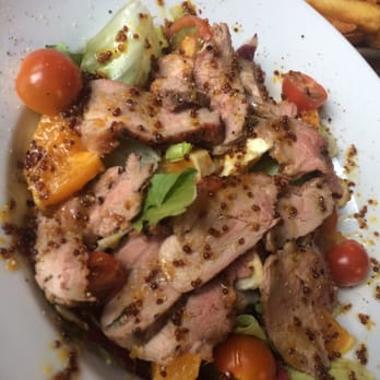 Bella - Salat s kachnimi prsy a pomeranci. - Czech Near Me - Prague, Puerto Rico
