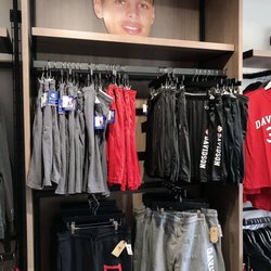 Davidson College Store