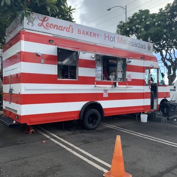 Leonard's Bakery - Truck at the Windward Mall. - Food Trucks Near Me - Kaneohe, Hawaii