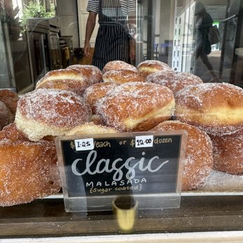 Kauai Bakery - Classic Malasadas baked fresh - Bakeries Near Me - Lihue, Hawaii Kauai Bakery - Classic Malasadas baked fresh - Bakeries Near Me - Lihue, Hawaii