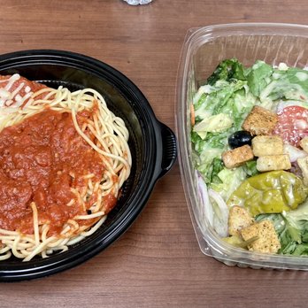 Olive Garden Italian Restaurant - Lunch to go - eggplant Parmesan and salad. - Italian Near Me - Omaha, Nebraska Olive Garden Italian Restaurant - Lunch to go - eggplant Parmesan and salad. - Italian Near Me - Omaha, Nebraska
