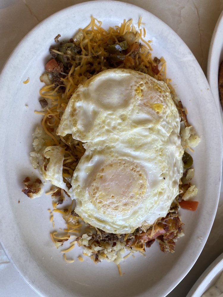 Golden Mine Family Restaurant Logo