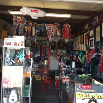 Johnny’s PopUp Shop - Used, Vintage & Consignment Near Me - Houston, Texas