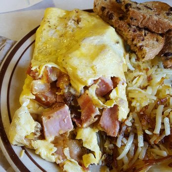 Whitehouse Restaurant - Diners Near Me - Clare, Michigan Whitehouse Restaurant - Diners Near Me - Clare, Michigan