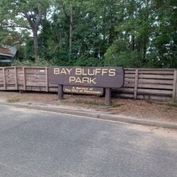 Bay Bluffs Park