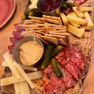 MEAT & CHEESE RESTAURANT AND FARM SHOP - 397 Photos & 468 Reviews - 319