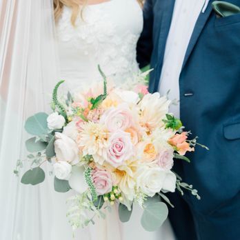 Stapleton Floral - Bespoke Personal Wedding Florals - Florists Near Me - Boston, Massachusetts Stapleton Floral - Bespoke Personal Wedding Florals - Florists Near Me - Boston, Massachusetts