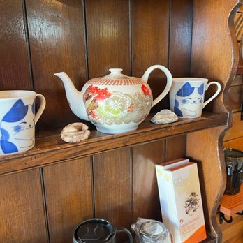 Tea-licious Cafe - Cute pottery and decor - Coffee & Tea Near Me - Kailua-Kona, Hawaii Tea-licious Cafe - Cute pottery and decor - Coffee & Tea Near Me - Kailua-Kona, Hawaii